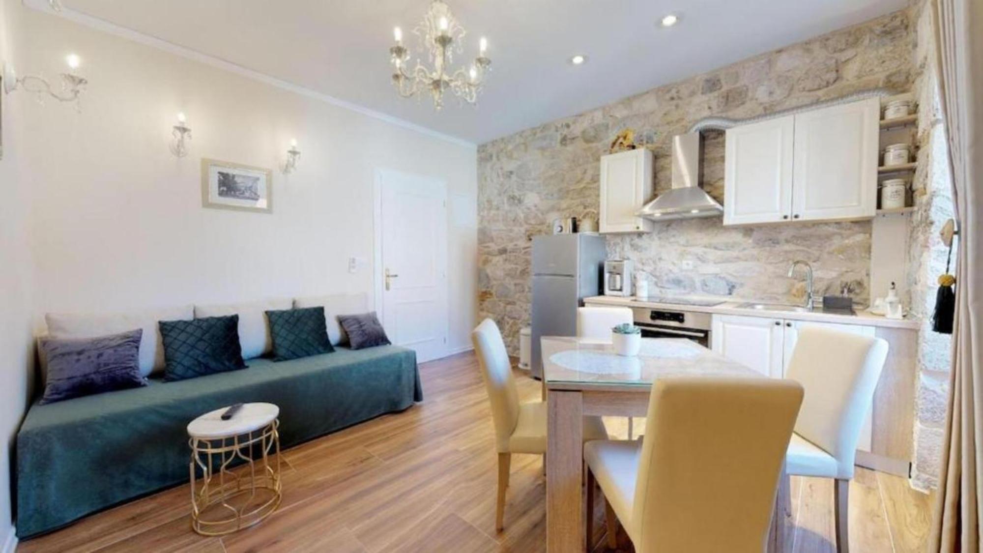 Apartment Chrysanta *
